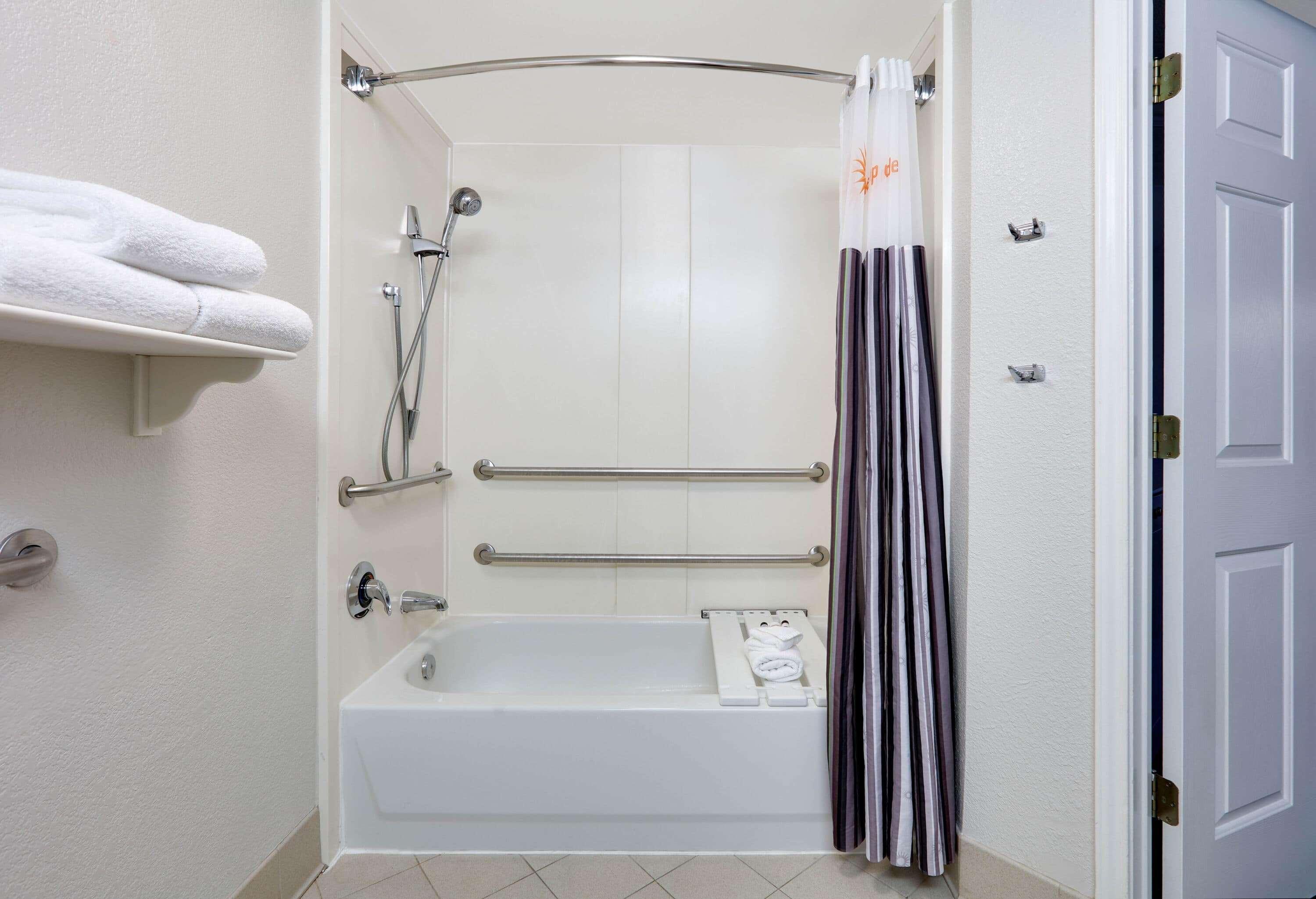 La Quinta By Wyndham Dallas North Central Dış mekan fotoğraf